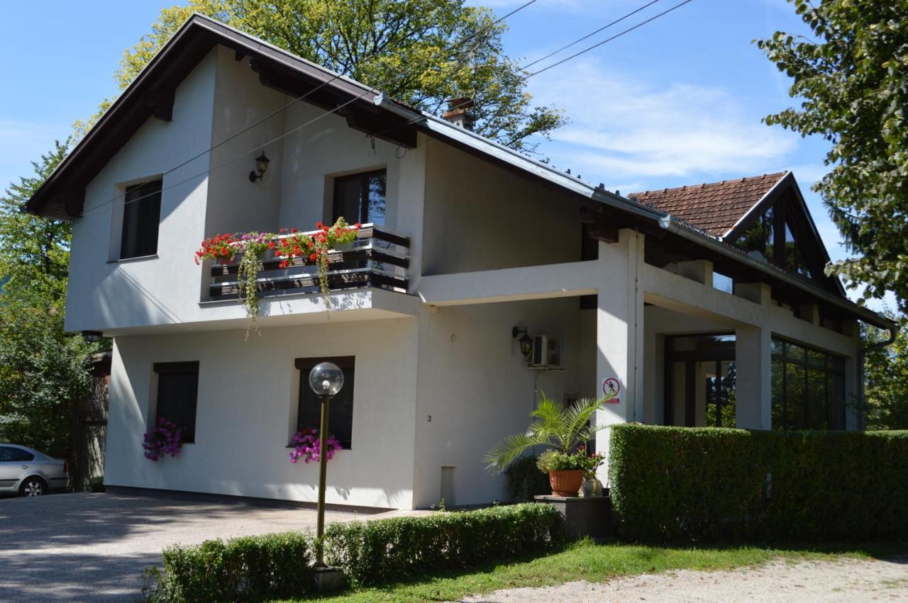 Villa My Island Bihać Eksteriør bilde